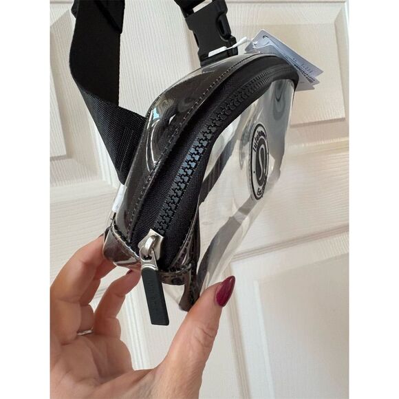 Lululemon Clear‎ Anywhere  Belt Bag 1L Unisex Adjustable Strap Event Ready NWT - Picture 2 of 8